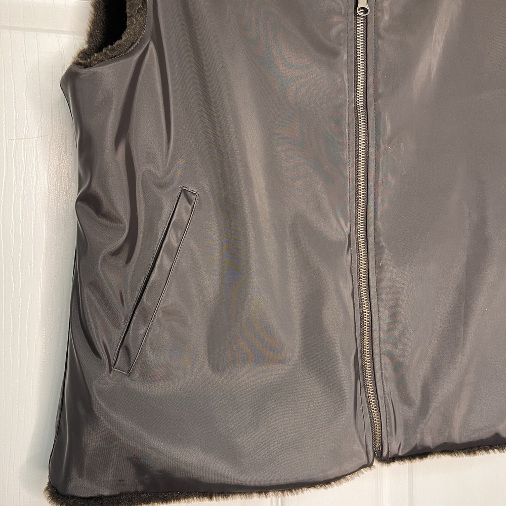 VTG Blassport Womens M Brown Reversible Vest Faux Fur Full Zip Mock Neck Classic - Picture 7 of 12